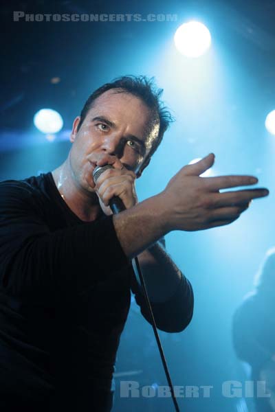 FUTURE ISLANDS - 2014-02-13 - PARIS - La Maroquinerie - 